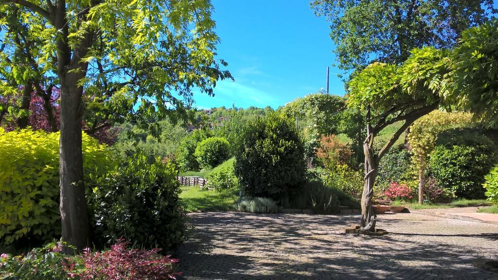 Sotto La Luna Bruna B&B Cocconato Buitenkant foto