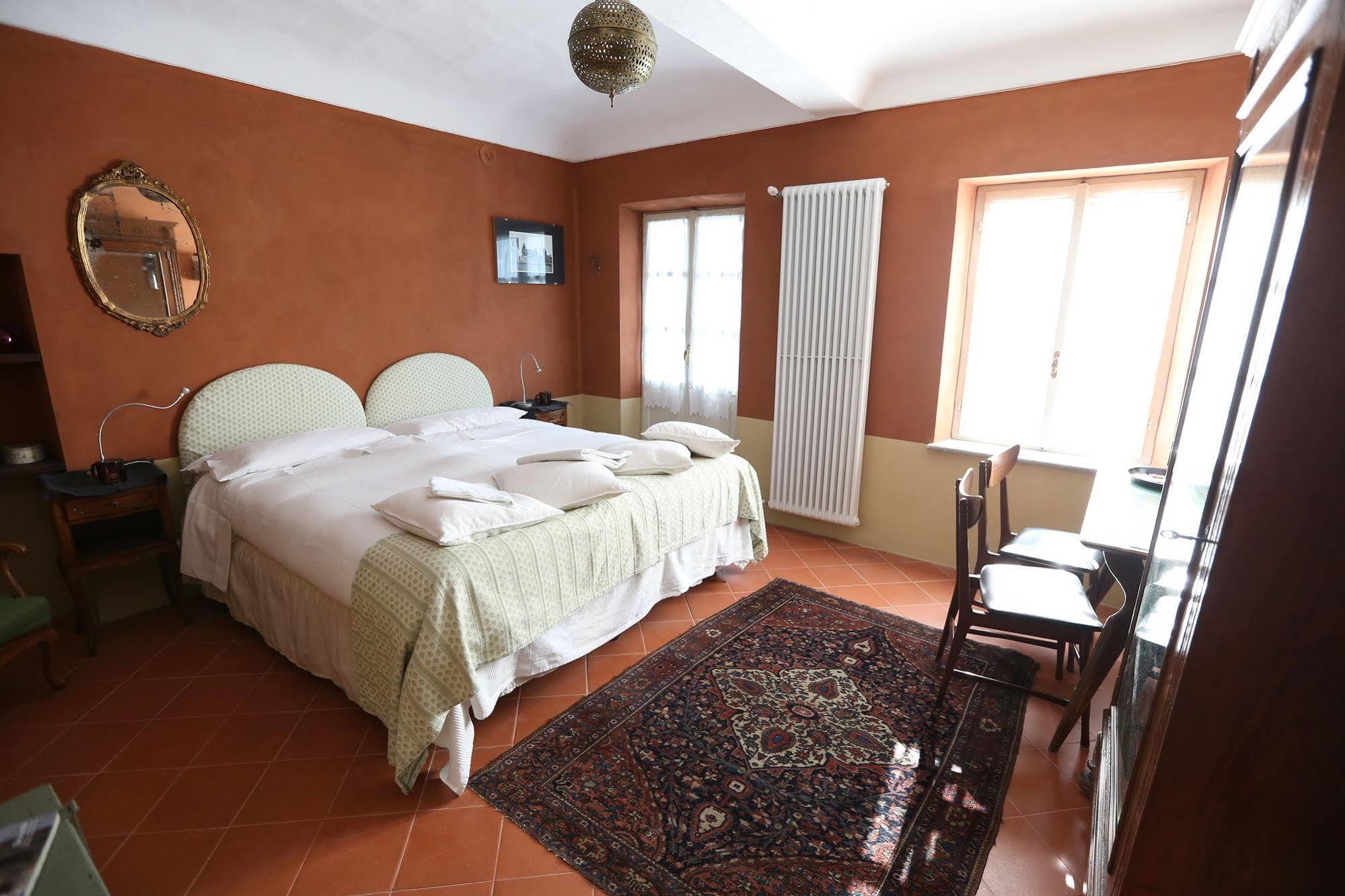 Sotto La Luna Bruna B&B Cocconato Buitenkant foto