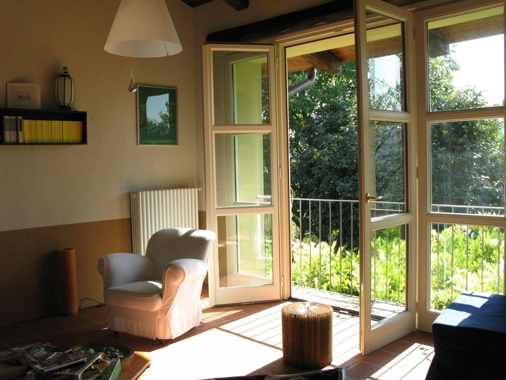 Sotto La Luna Bruna B&B Cocconato Buitenkant foto